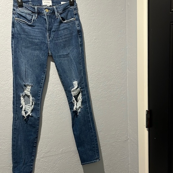 Frame Le High Distressed Skinny Jeans - Picture 1 of 5